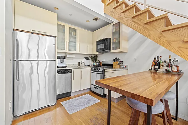 Sold by Corcoran | media 3