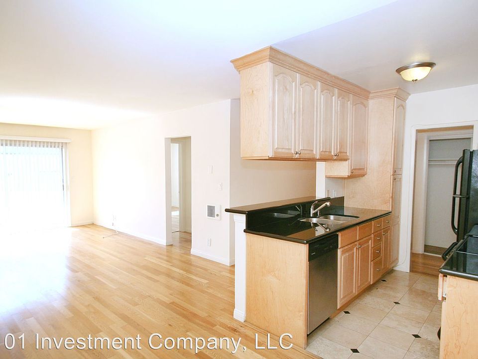 1st image of 2616 5th St APT 208