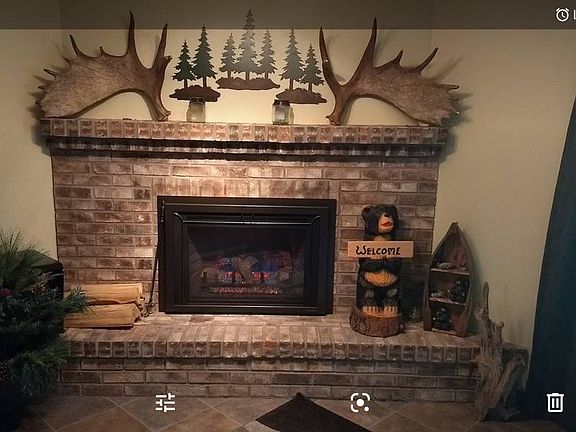 3rd image of 972 Winterberry Dr