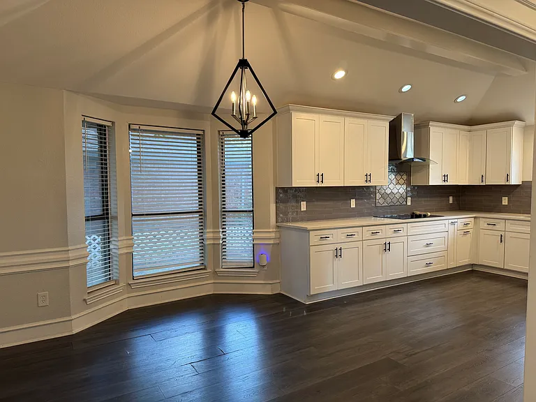 2100 Apple Valley Rd — Photo 4