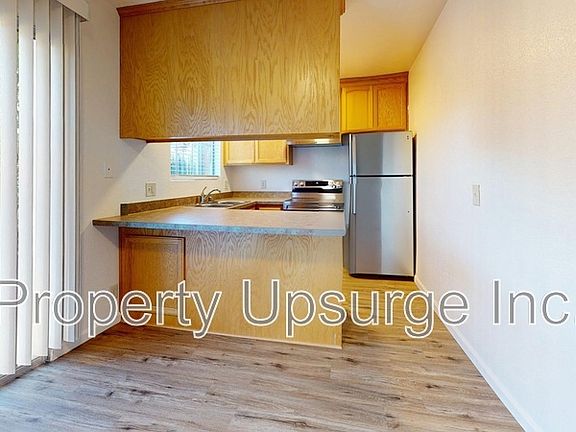 2nd image of 2737 Gilmore Ln #1