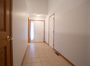 2429 Longhurst Ct, Muscatine, IA 52761