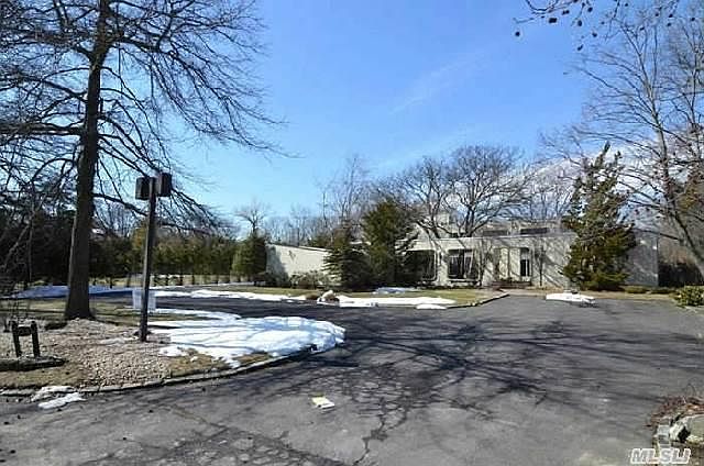 1st image of 250 Meadowview Ave