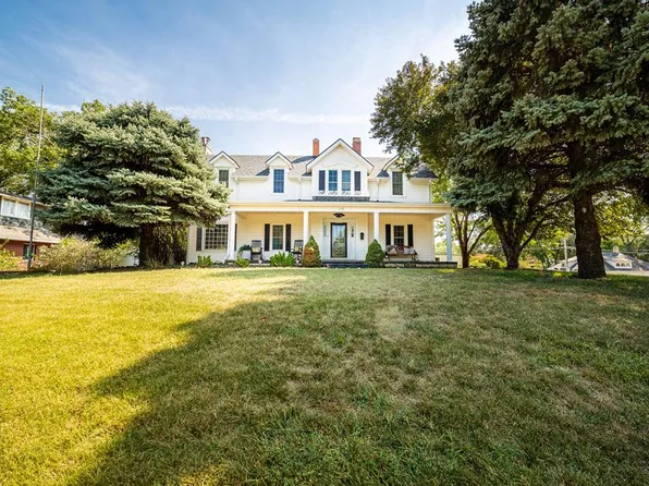 532 W 5th St, Concordia, KS 66901