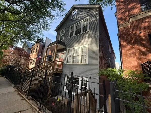 (undisclosed Address), Chicago, IL 60614