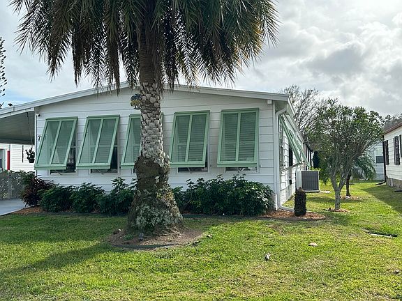 3rd image of 719 Bougainvillea Cir