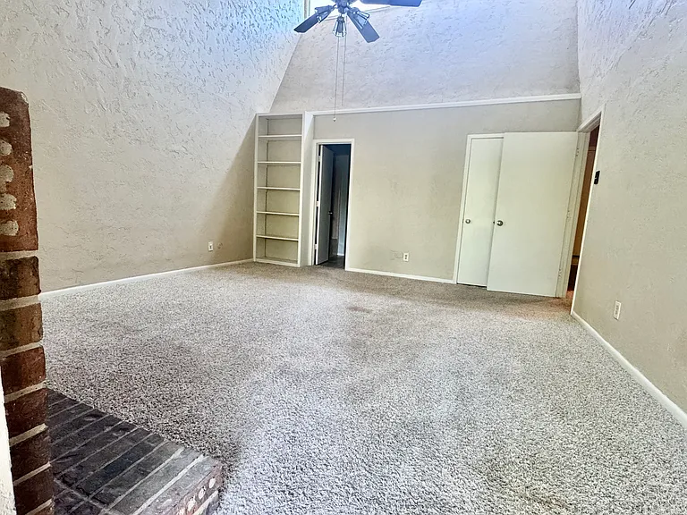 Emberglow Ln — Photo 2