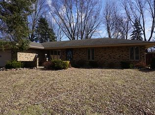 2947 Southbridge Rd, Rockford, IL 61114