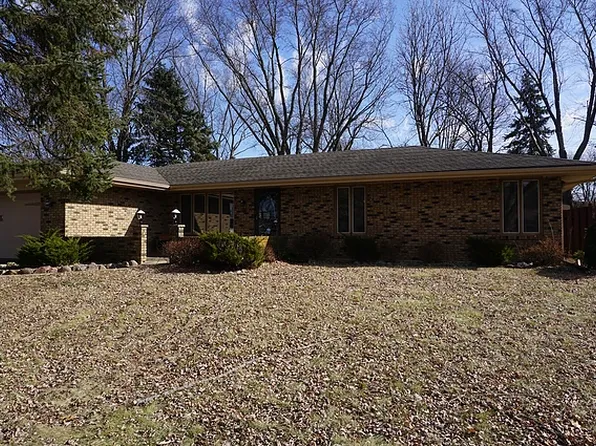 2947 Southbridge Rd, Rockford, IL 61114