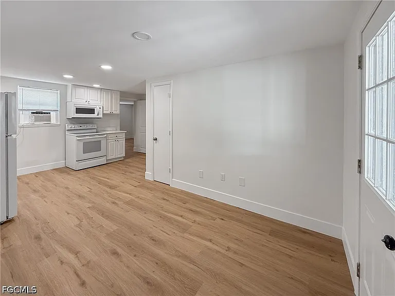 204 2nd St #2 — Photo 5