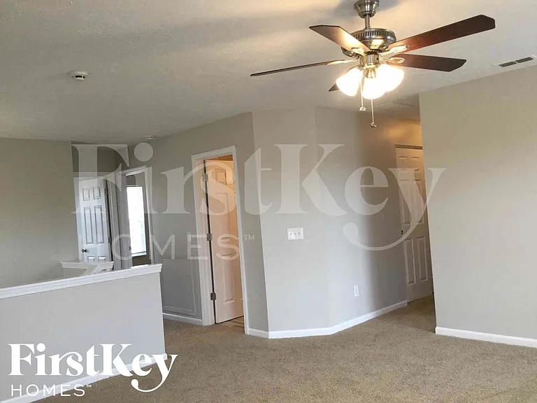 6914 Governors Point Blvd #B — Photo 12