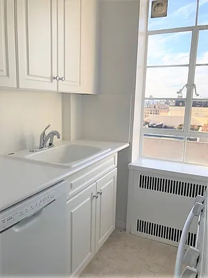 Rented by Rachel Realty | media 20