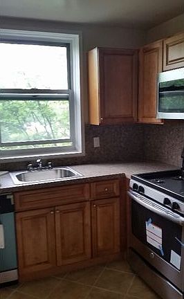 4th image of 3310 Nostrand Ave APT 410