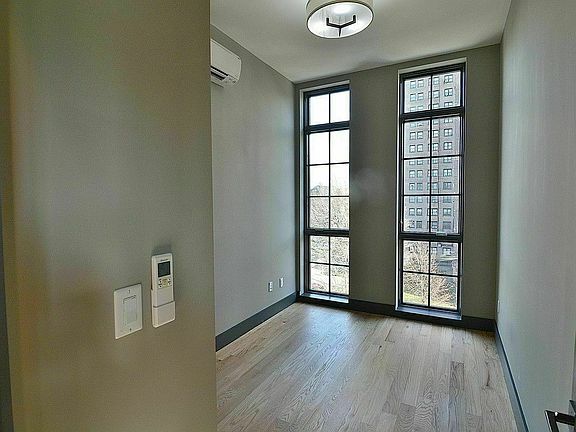 4th image of 85 Humboldt St #4AA