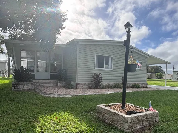 5425 Newman Dr, Port Orange, FL 32127
