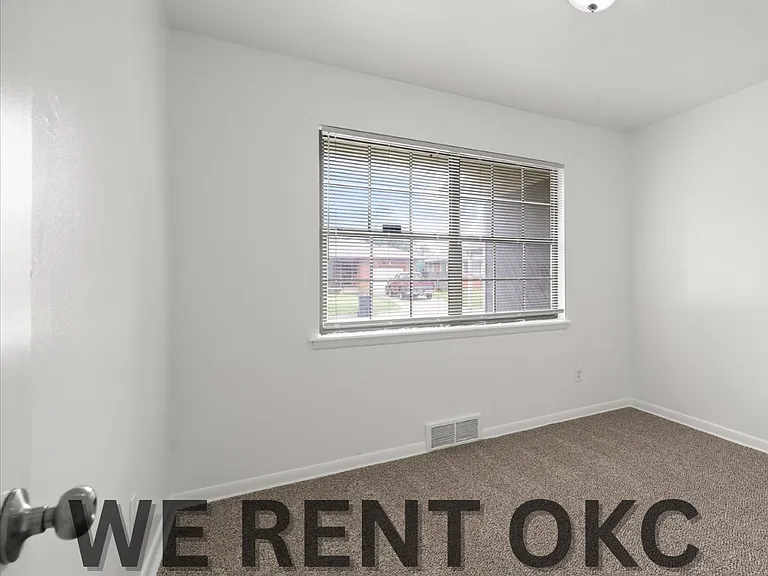1625 SW 67th St — Photo 30