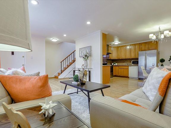 4th image of 380 Auburn Way APT 14