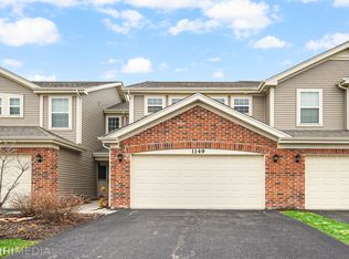 1149 W Lake Dr, Cary, IL 60013