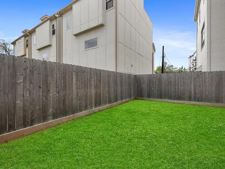 5326 Chandler St — Photo 25