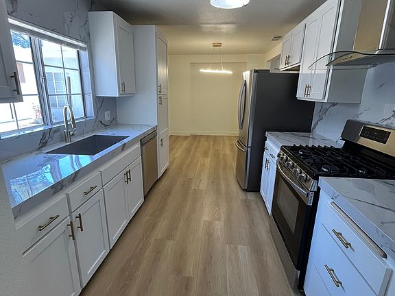 3rd image of 15239 Covello St #1/2