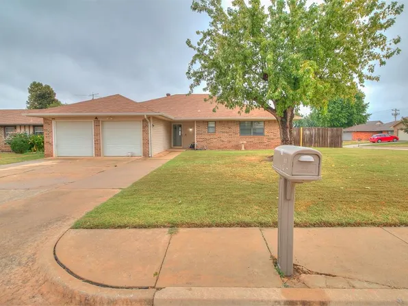 1119 Oakwood Dr, Yukon, OK 73099