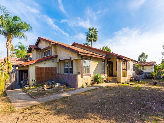 4th image of 2658 Bernwood St