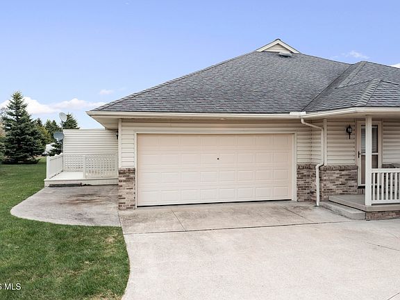 4th image of 1706 Daniel Dr