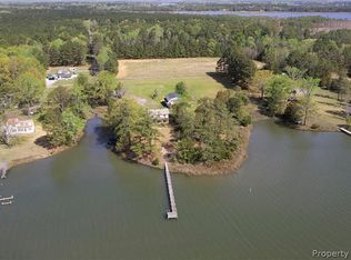 8739 Zack Rd, Hayes, VA 23072