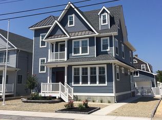 38 6th Ave, Seaside Park, NJ 08752