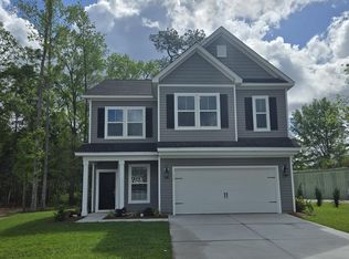 127 Augusta Pass Dr, Ridgeville, SC 29472