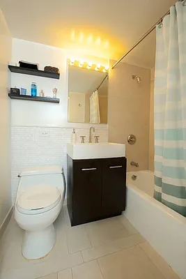 Rented by Town Residential | media 10