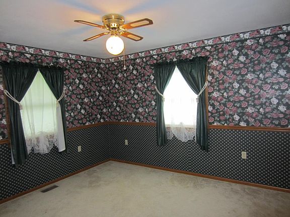 Bedroom #1