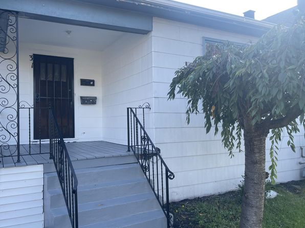 31 Shirley Ave
