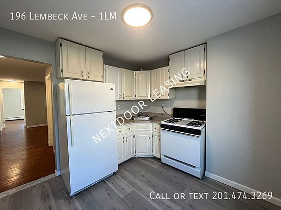 4th image of 196 Lembeck Ave #1LM
