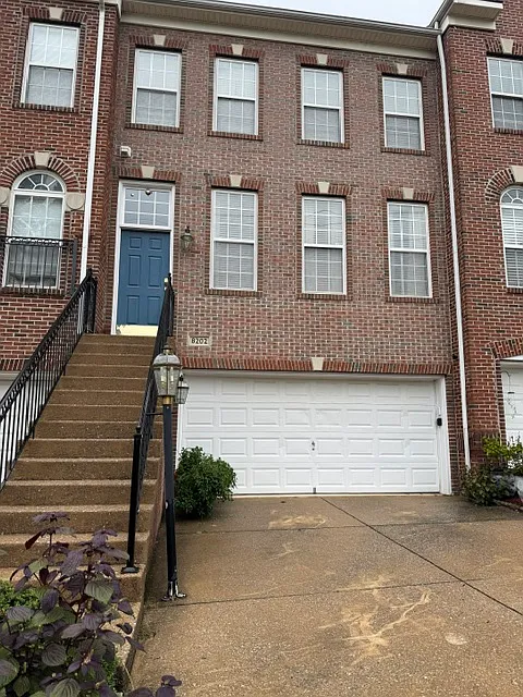 8202 Gunston Commons Way