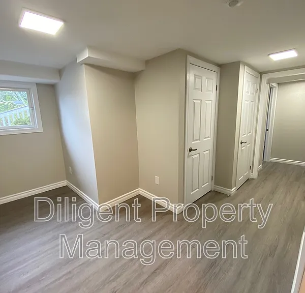 1528 Redwood Dr #LOWER — Photo 9