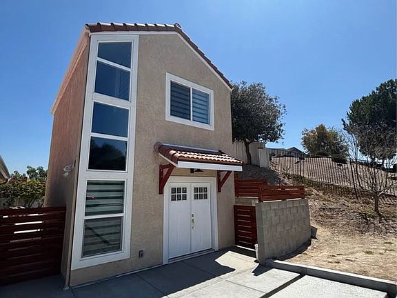 2nd image of 1047 Shepherds Knoll Pl