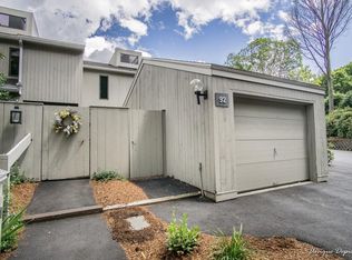 92 Mill Pond, North Andover, MA 01845