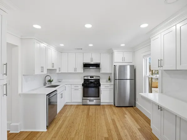 136 7th Ave Floor 2, Westwood, NJ 07675