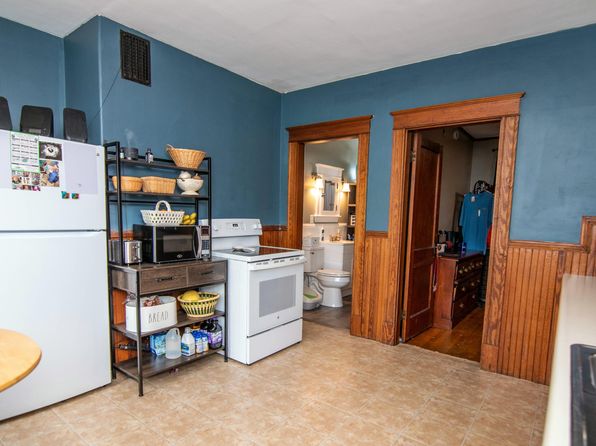 lewiston-maine-125392318 picture