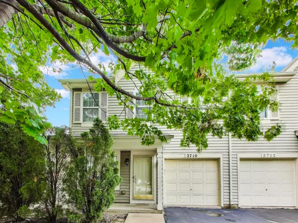 2710 Glenwood Ct, Naperville, IL 60564