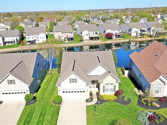 2nd image of 850 Stonewater Dr
