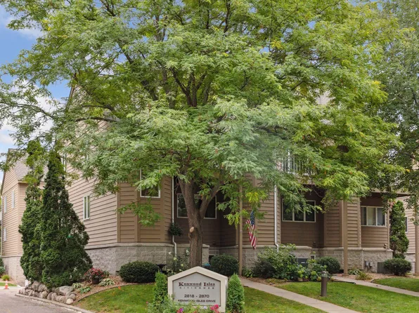 2828 Kenwood Isles Dr, Minneapolis, MN 55408