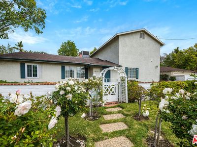 10355 Camarillo St, North Hollywood, CA, 91602
