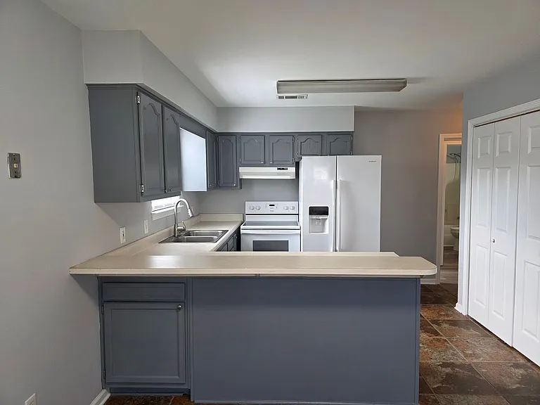 1202 N Carolina Ave — Photo 7