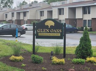 42 Bee Hunter Ct UNIT D, East Amherst, NY 14051