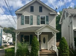 308 Harrison St, Frenchtown, NJ 08825