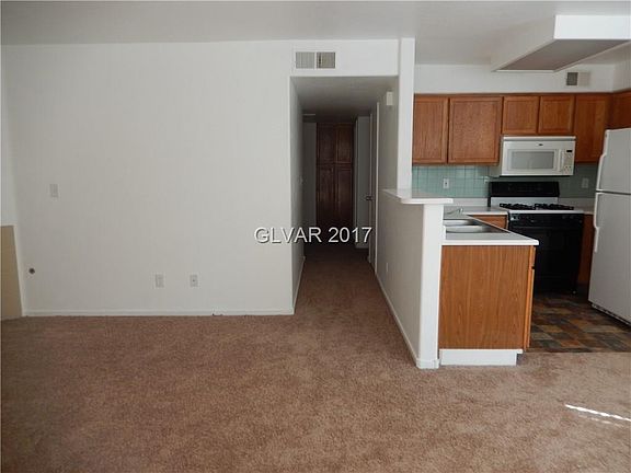 3rd image of 5253 Caspian Springs Dr Unit 101
