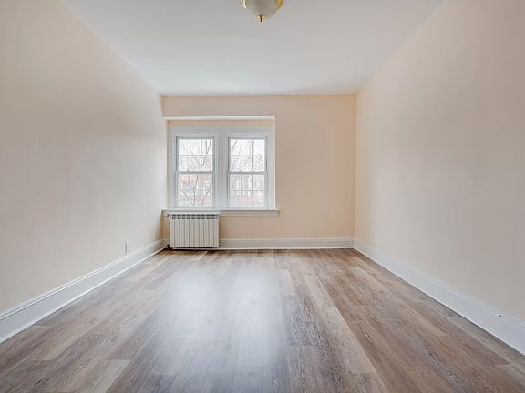 5th image of 8820 74th Ave