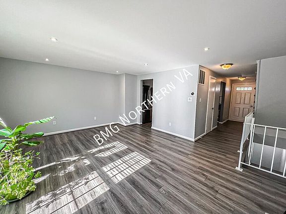 5th image of 14416 Black Horse Ct